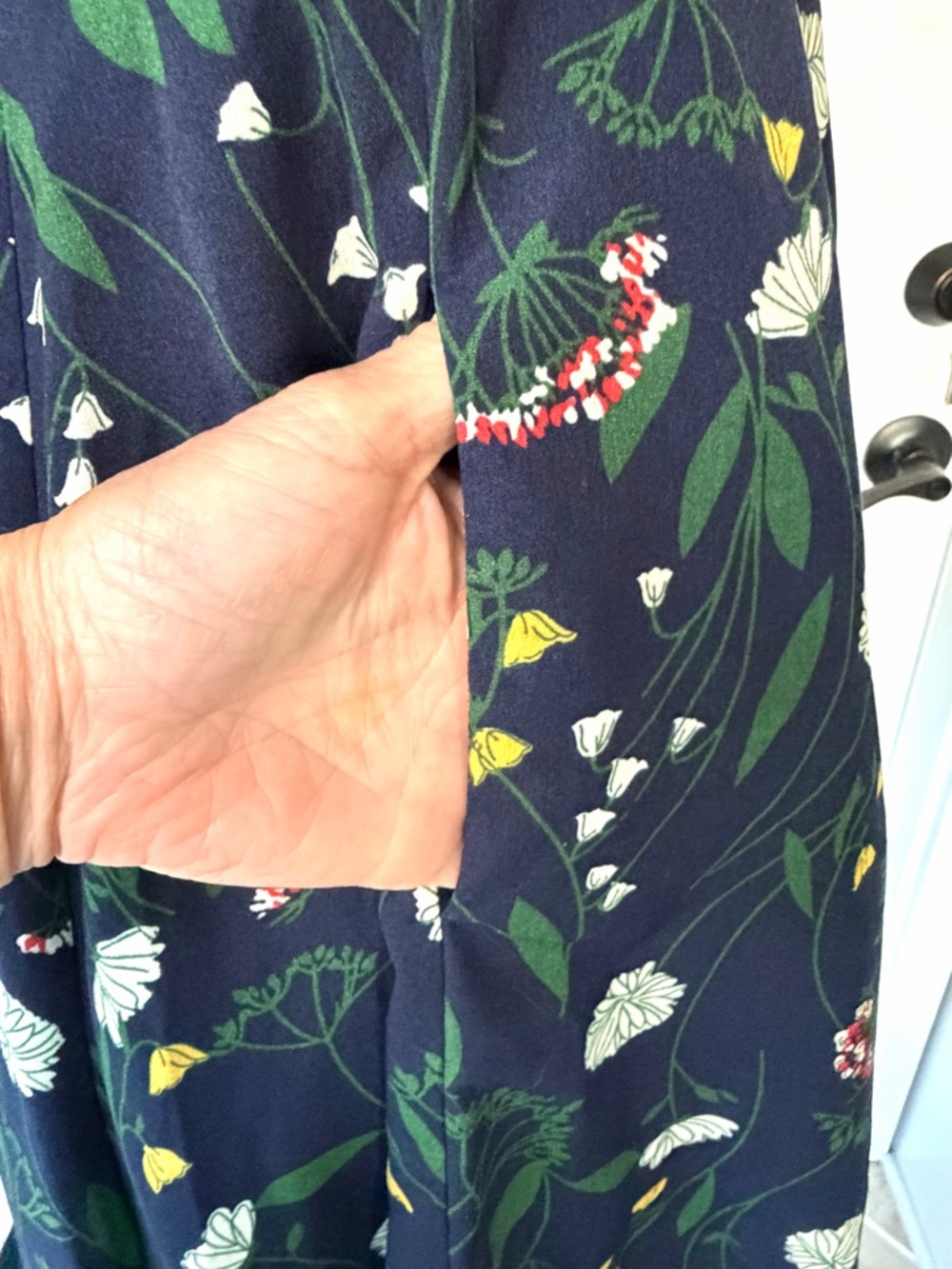 Liza Luxe Short Sleeve Floral Midi Dress, Handkerchief Hem, embroidery, XXS, EUC - Picture 8 of 10